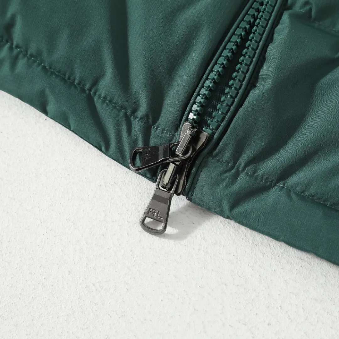 P490 #R51 Ralph Lauren winter new style for men and women, classic small logo waterproof pure down vest sleeveless official item number: RL14255 Full set of customized accessories, details determine success or failure.  - Accessories: Original hangtag, washed label + electroplated YK zipper logo, customized Laval Lauren zipper, full set of accessories - Same style for men and women. Color: Khaki, green, navy, black. Size: S M L